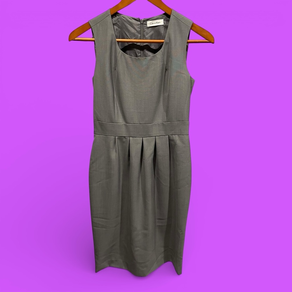 Cute creamy gray Calvin Klein suit jumper dress mini office classic academia